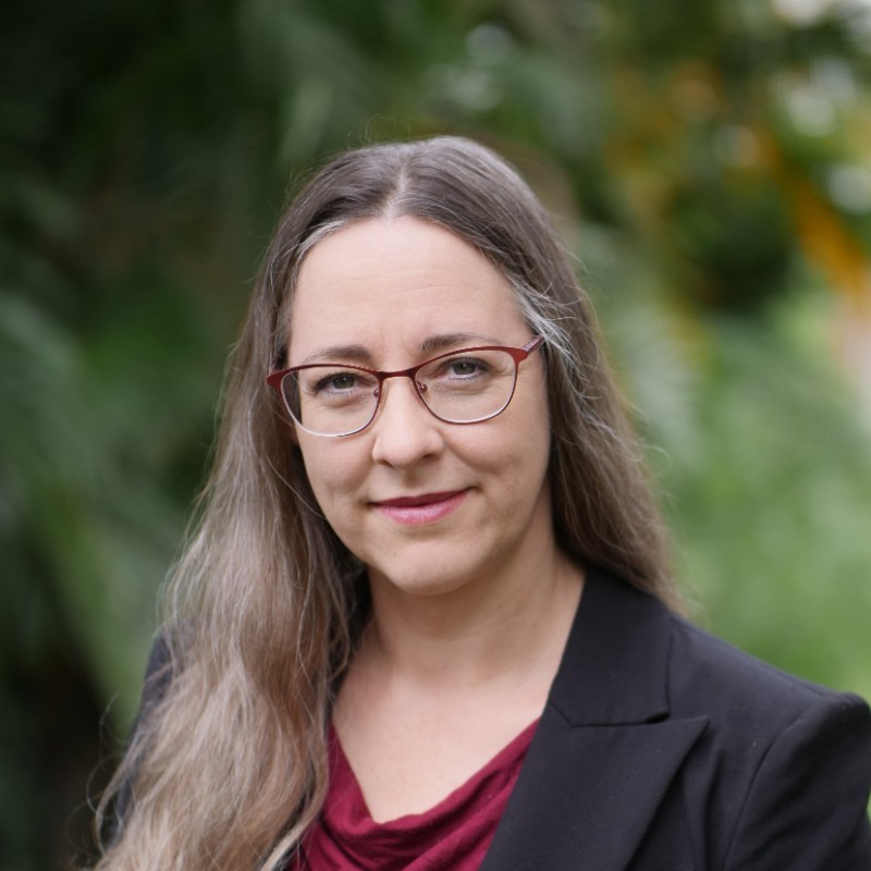 Professor Claudia Vickers Headshot 
